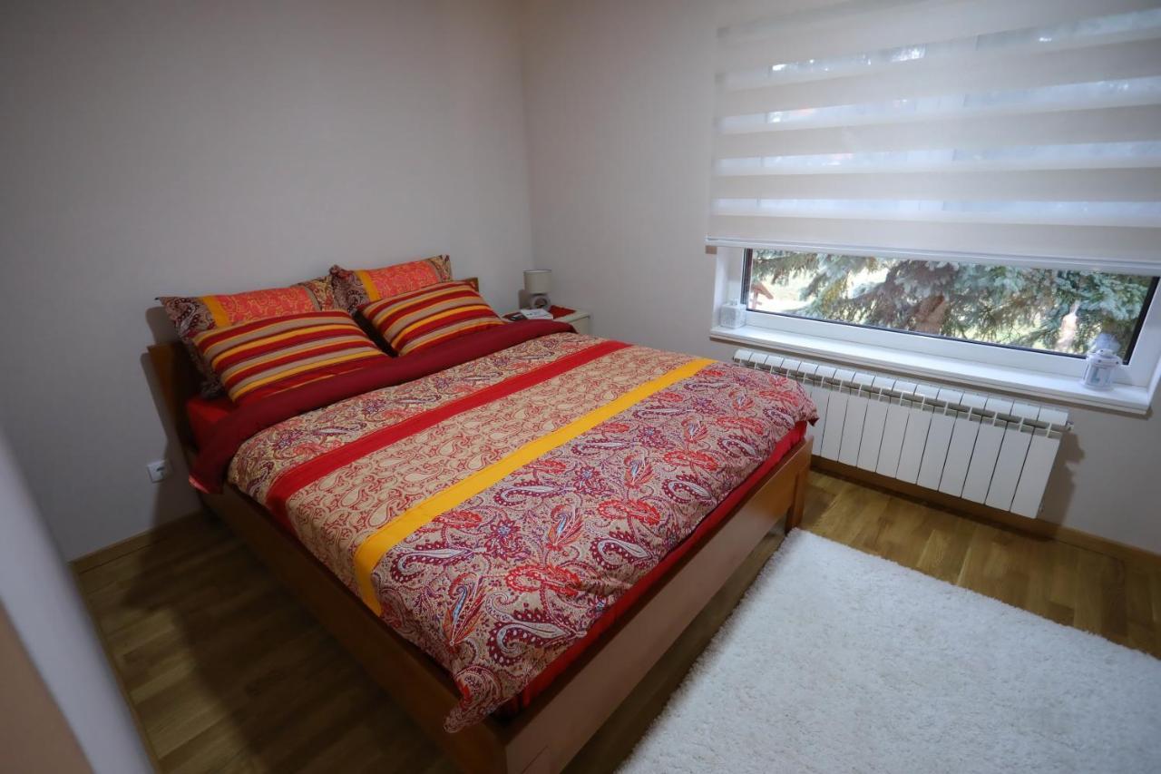 זלאטיבור Mipet Apartmani מראה חיצוני תמונה