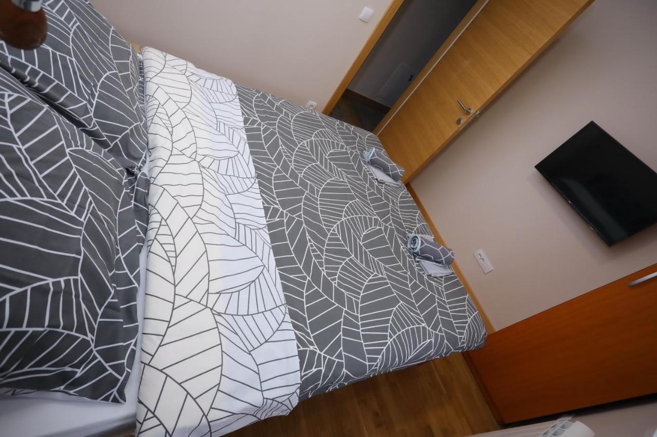 זלאטיבור Mipet Apartmani מראה חיצוני תמונה