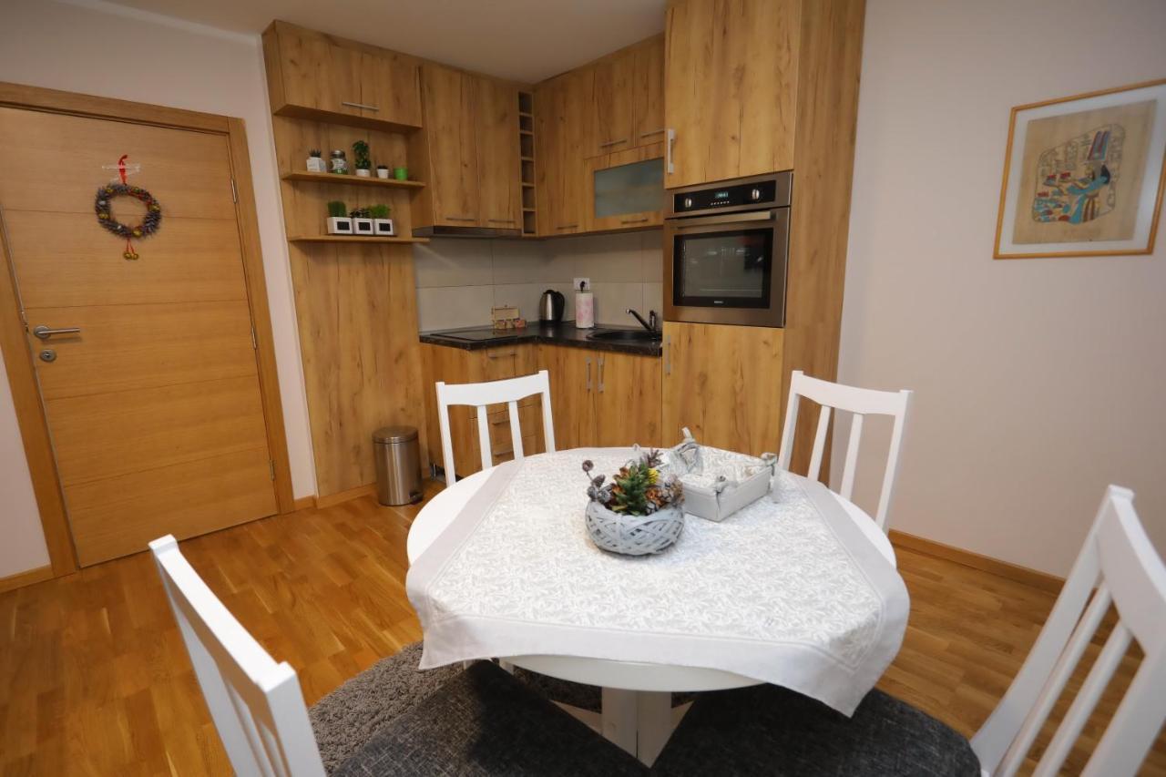 זלאטיבור Mipet Apartmani מראה חיצוני תמונה