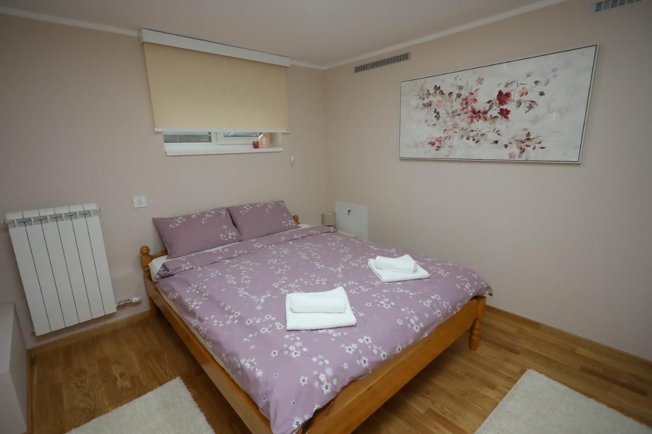 זלאטיבור Mipet Apartmani מראה חיצוני תמונה