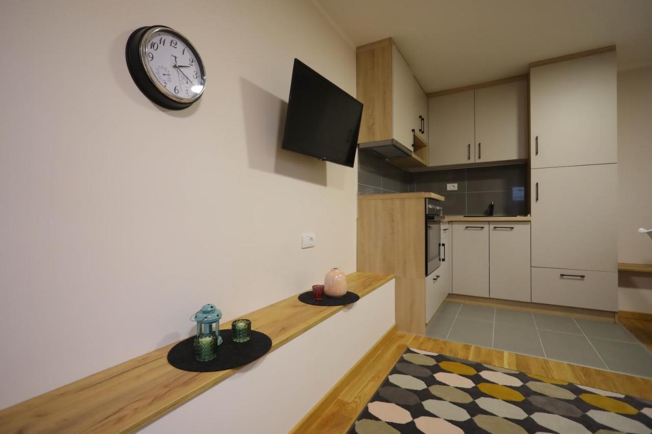 זלאטיבור Mipet Apartmani מראה חיצוני תמונה