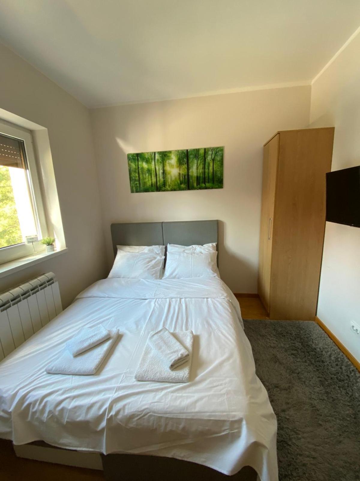 זלאטיבור Mipet Apartmani מראה חיצוני תמונה